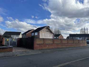 Property on Sandringham Avenue Willenhall ordered to be knocked down by Government Inspectors