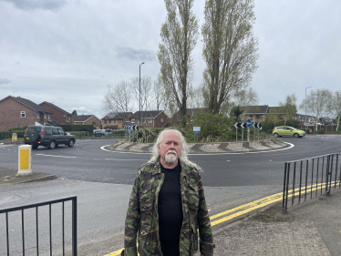 Councillor Rob Larden has successfully lobbied Walsall Council to get the Essington Road and Lichfield Road roundabout resurfaced